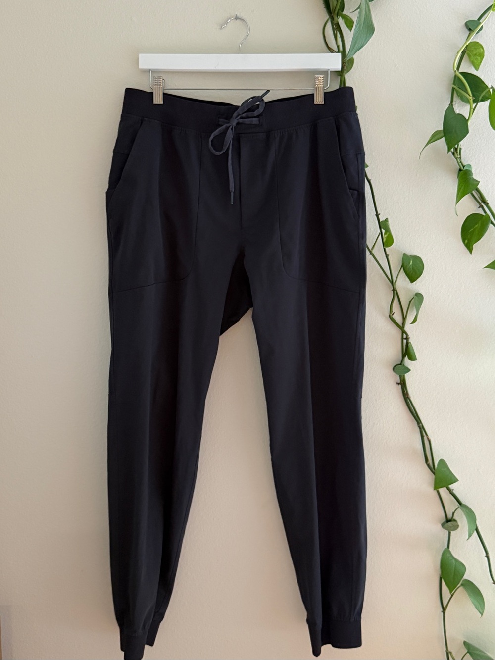lululemon athletica Men's Black Jogger Sweatpants
